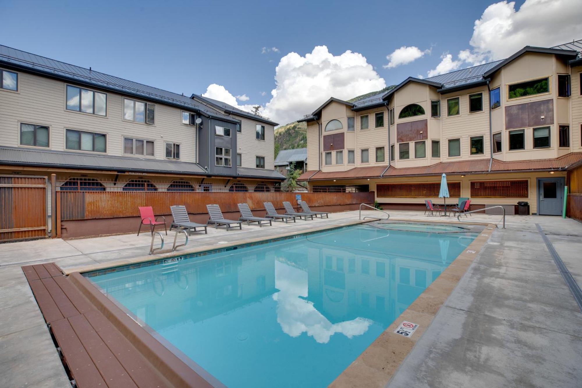 Bright Downtown Telluride Condo - Steps To Lift! Екстериор снимка